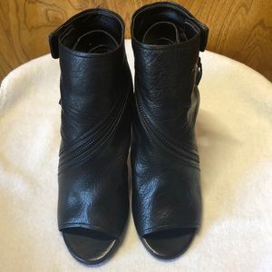 DOLCEVITA Black Leather Cutout Peep Toe Ankle Boot